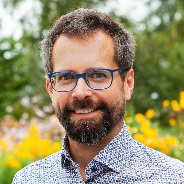 lukas schlosser - Mitarbeit im Kernteam von Men.Return, (Co-)Trainer, Mitarbeit im HOKU-Team, Host, technische Unterstützung